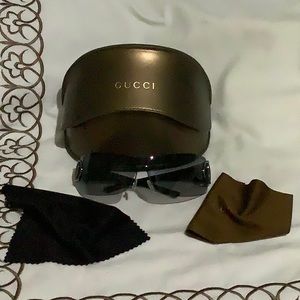 Gucci sunglasses